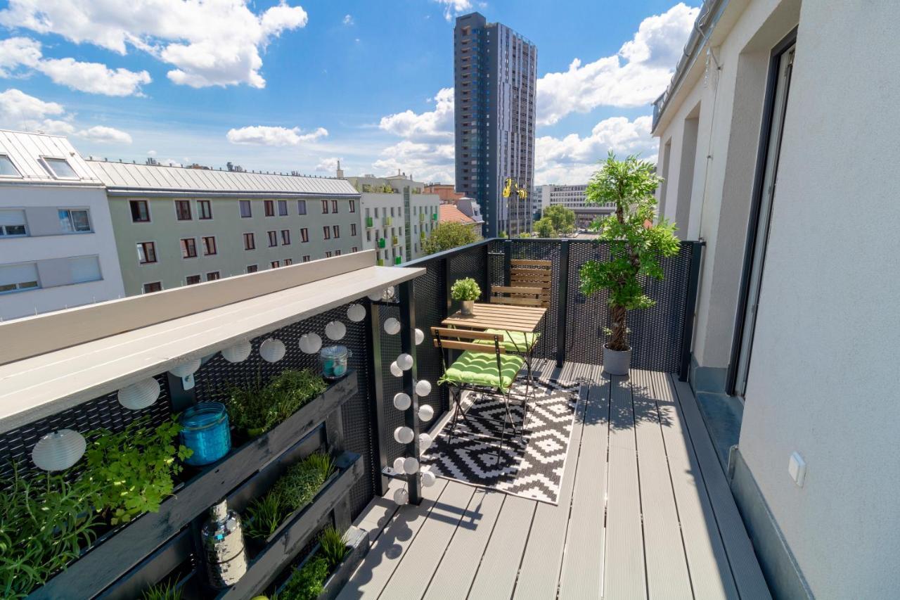 Boutique Sky City Apt. With Balcony / Top Spot Vienne Extérieur photo