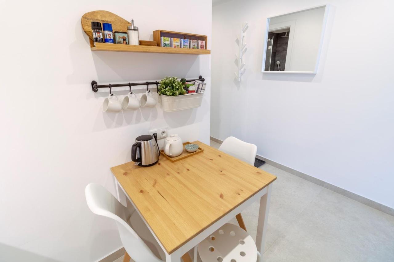 Boutique Sky City Apt. With Balcony / Top Spot Vienne Extérieur photo