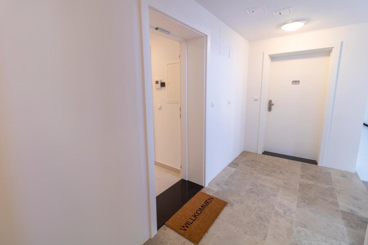Boutique Sky City Apt. With Balcony / Top Spot Vienne Extérieur photo